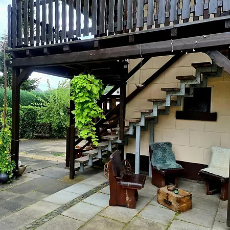 Frauoe 民宿 Merenberg